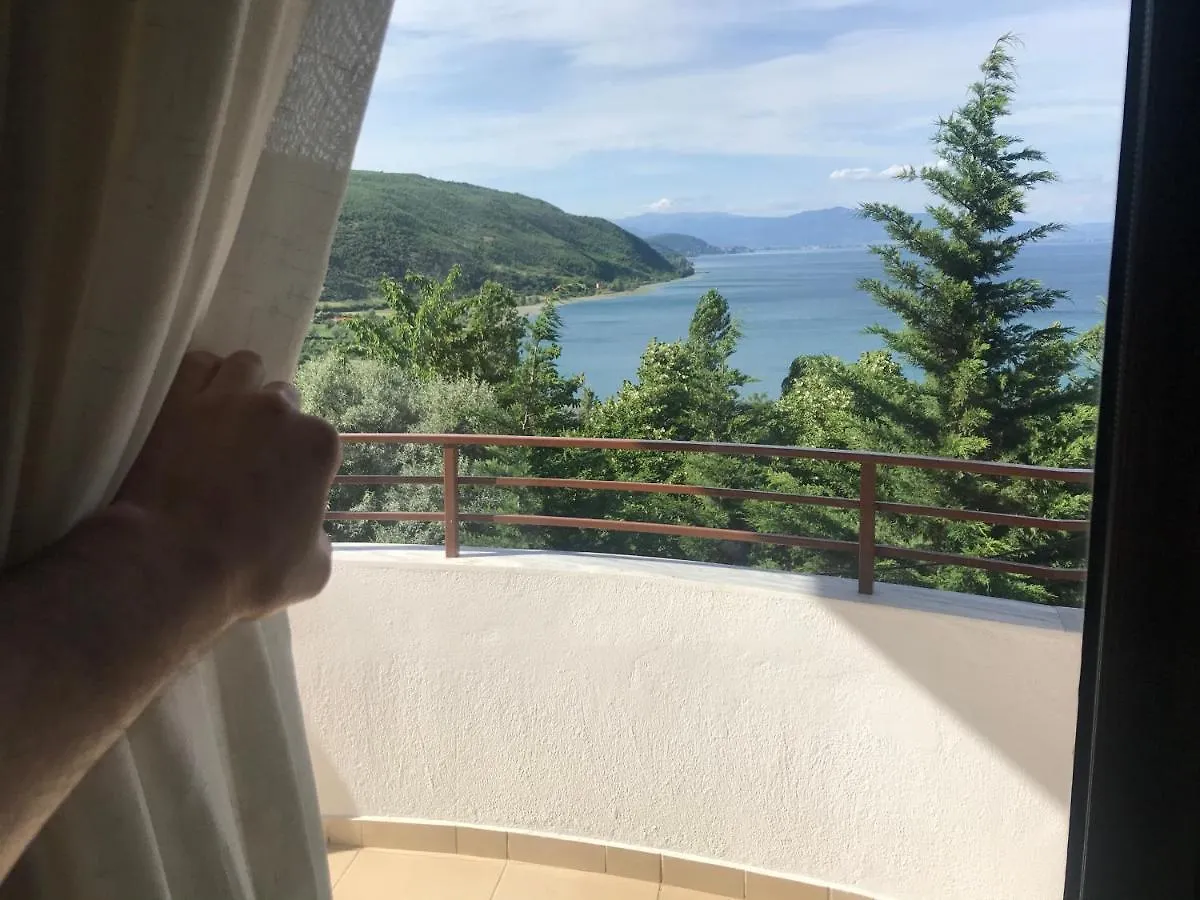 Hotel Camping Lini 3*,