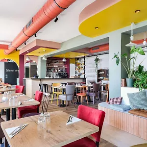 *** Hotel Logis Lyon Nord France